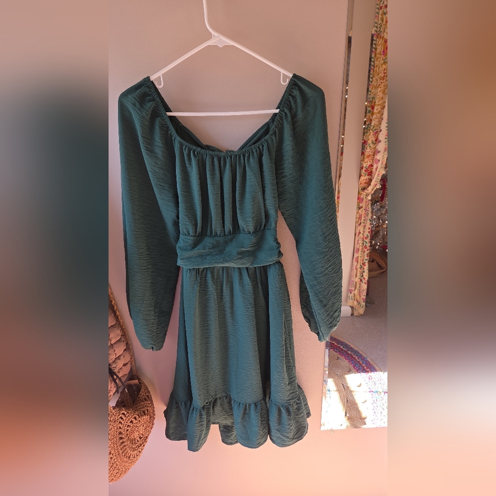 Elegant Emeral Green Women's Midi Dress Size S